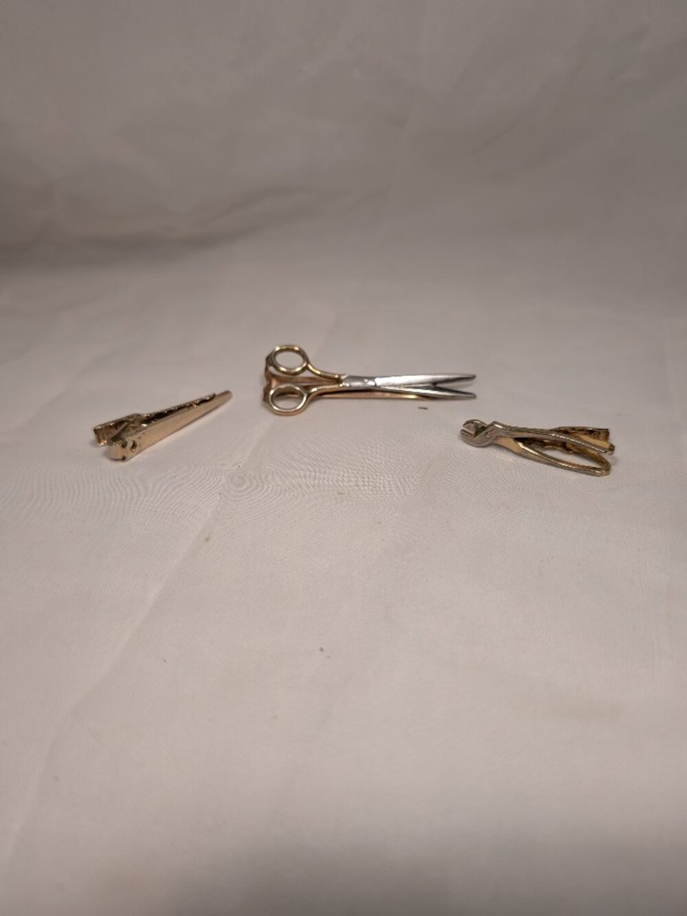 HANDYMAN   3 Tie Clips Saw Wrench Scissors/Snips (this one marked  SWANK)